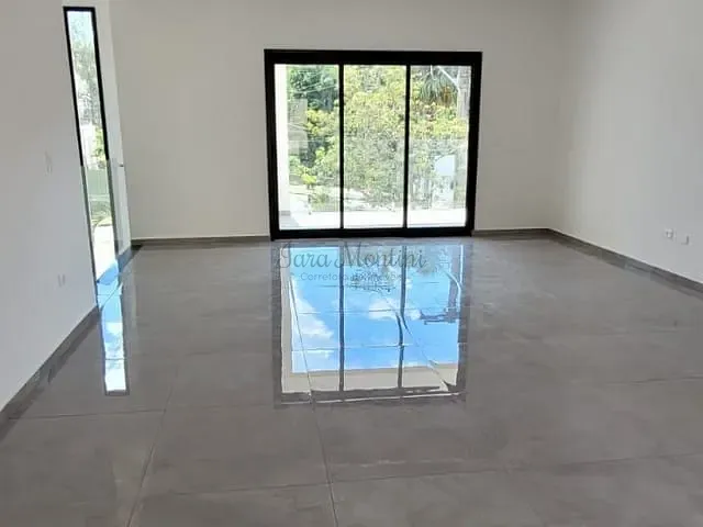 Casa 3 quartos e 4 banheiros, à venda, no bairro Jardim Caiapiá em Cotia
