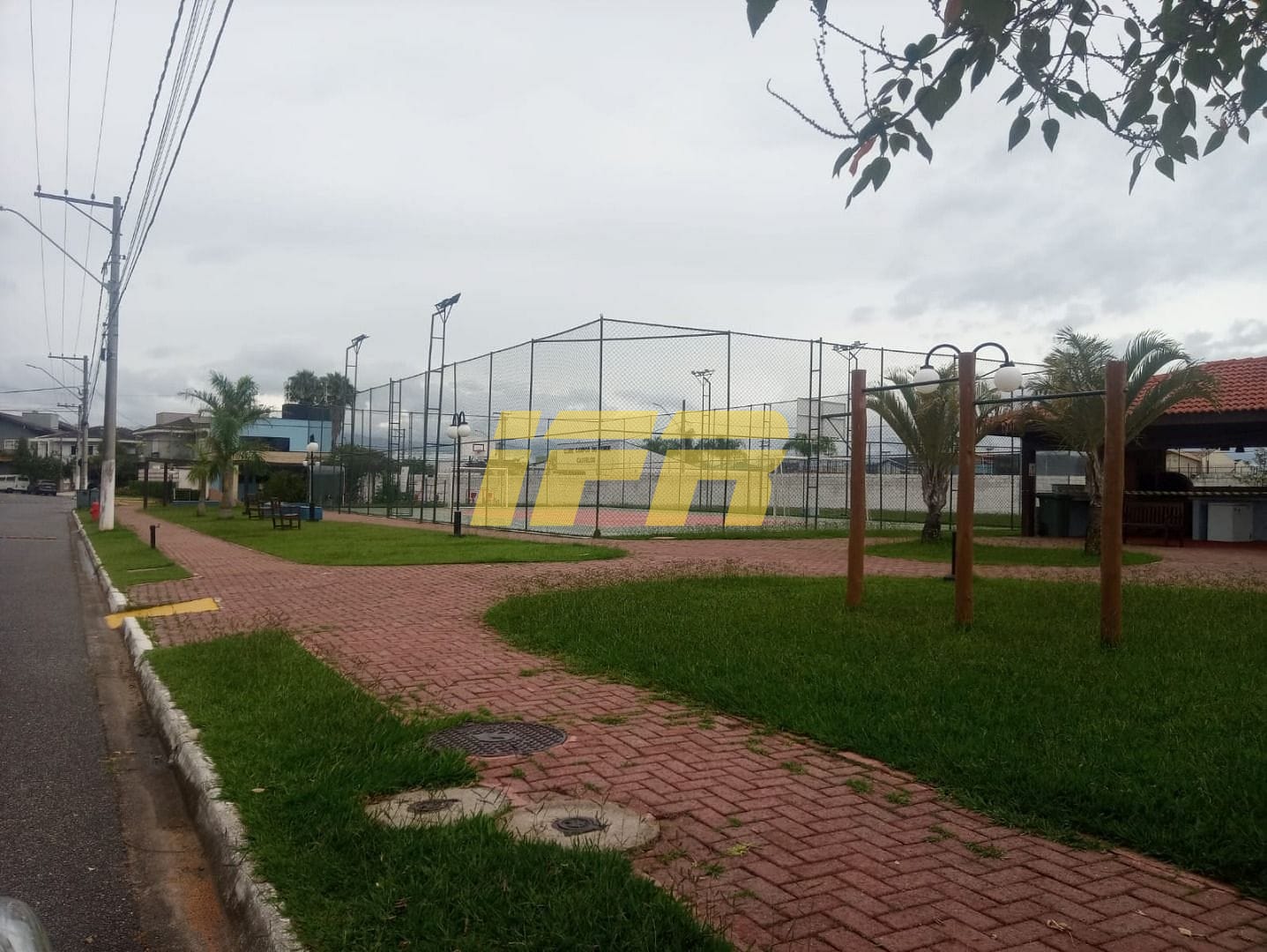 Casa, 4 quartos, 168 m² - Foto 1