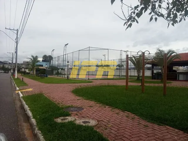 Casa com 260m² 4 quartos e 3 banheiros, à venda, no bairro Campos do Conde Louvre em Tremembé