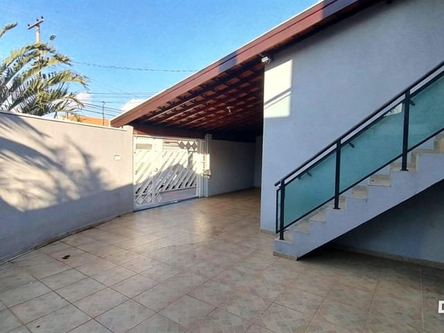 Casa com 178m² 4 quartos e 2 banheiros, à venda, no bairro Jardim Brasília em Santa Bárbara D'Oeste