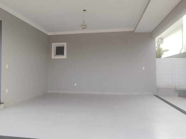 Casa com 360m² 4 quartos e 5 banheiros, à venda, no bairro Swiss Park em Campinas