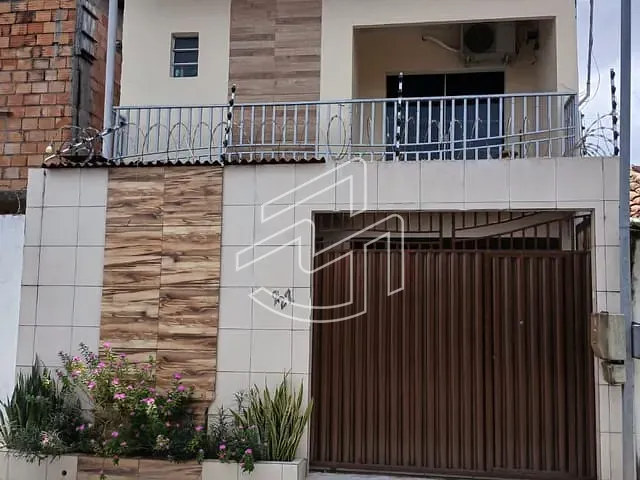 Casa 2 quartos e 3 banheiros, à venda, no bairro Distrito Industrial em Ananindeua