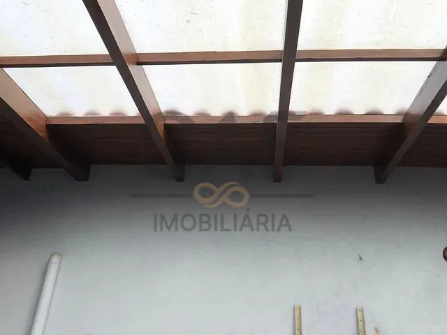 Casa com 289m² 3 quartos e 2 banheiros, para alugar, no bairro Jardim Laranjeiras em Jaguariúna
