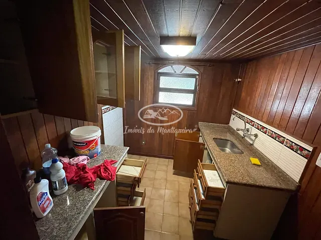 Casa com 1219m², para alugar, no bairro Penedo em Itatiaia