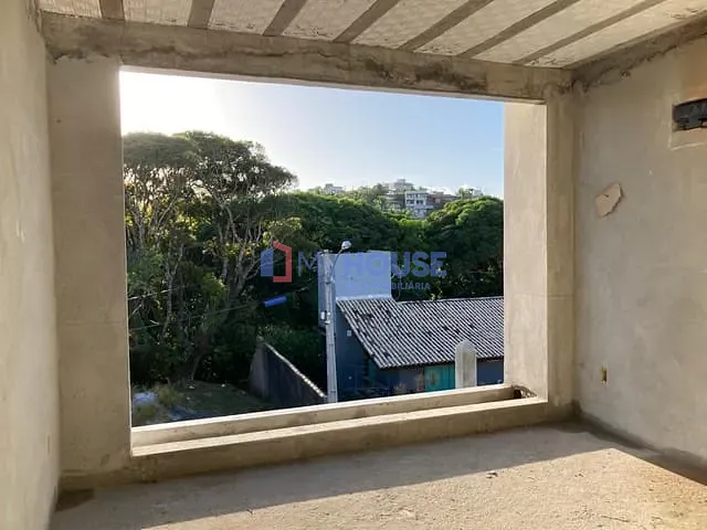 Casa 4 quartos e 6 banheiros, à venda, no bairro Nossa Senhora da Vitória em Ilhéus