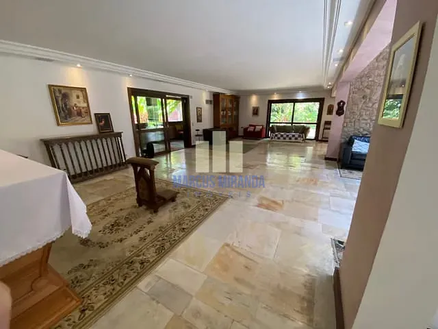 Casa com 1650m² 6 quartos e 11 banheiros, à venda, no bairro Barra da Tijuca em Rio de Janeiro