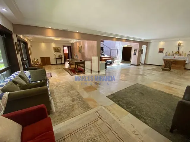 Casa com 1650m² 6 quartos e 11 banheiros, à venda, no bairro Barra da Tijuca em Rio de Janeiro