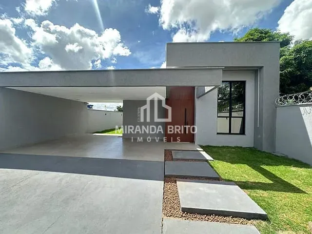 Casa 3 quartos e 2 banheiros, à venda, no bairro Jardim Cristalino em Aparecida de Goiânia