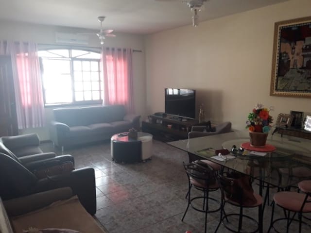 Casa com 350m² 3 quartos e 2 banheiros, à venda, no bairro Jardim do Chafariz em Pindamonhangaba