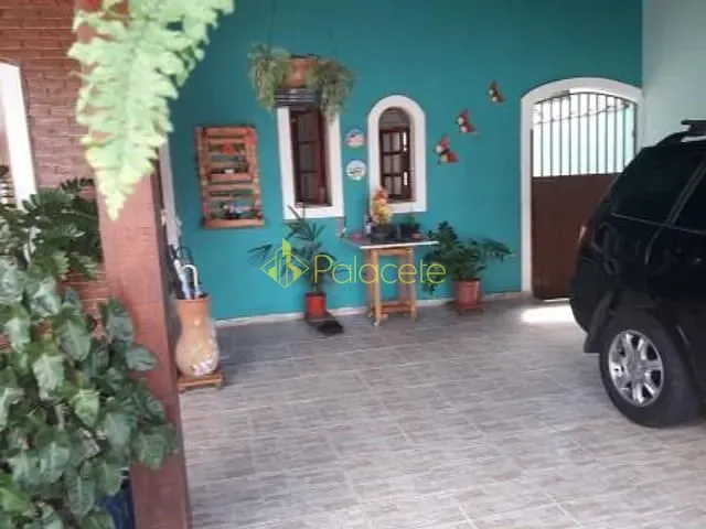 Casa com 350m² 3 quartos e 2 banheiros, à venda, no bairro Jardim do Chafariz em Pindamonhangaba