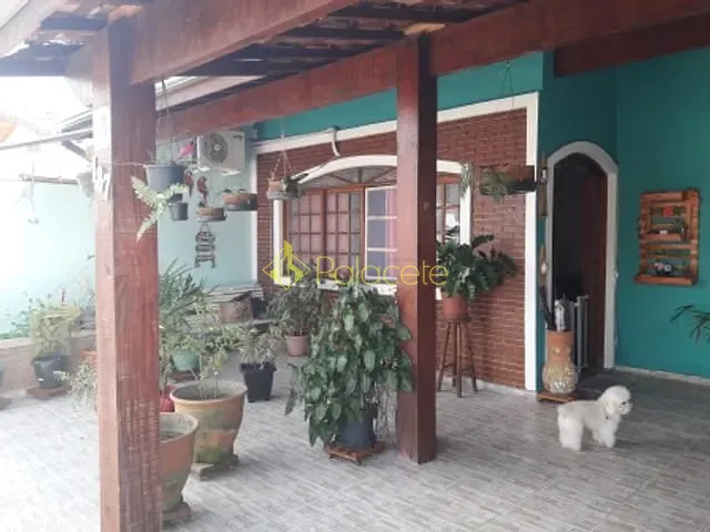 Casa com 350m² 3 quartos e 2 banheiros, à venda, no bairro Jardim do Chafariz em Pindamonhangaba