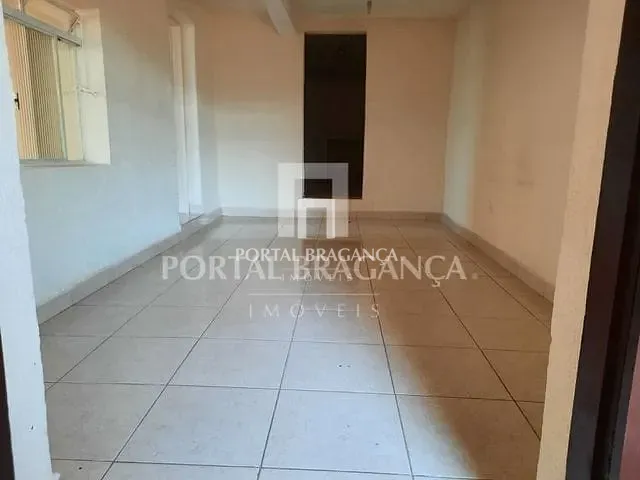 Casa com 221m² 3 quartos e 3 banheiros, à venda, no bairro Centro em Bragança Paulista