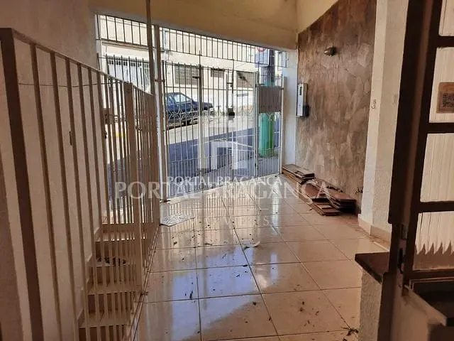 Casa com 221m² 3 quartos e 3 banheiros, à venda, no bairro Centro em Bragança Paulista