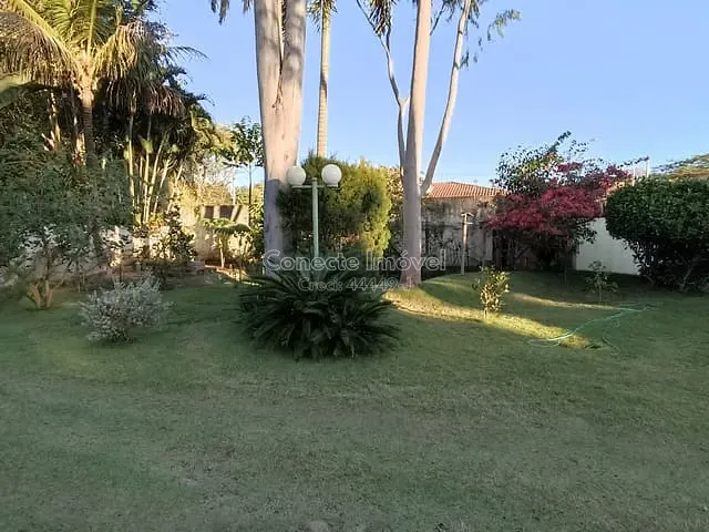 Casa com 1061m² 3 quartos e 6 banheiros, à venda, no bairro Núcleo Urbano Parque Ana Helena em Jaguariúna