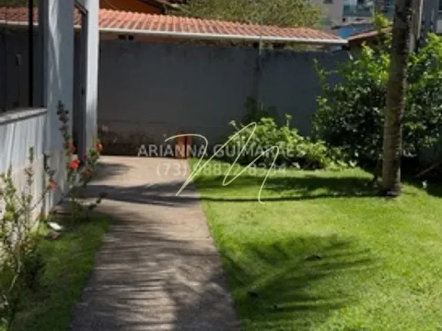 Casa 4 quartos e 3 banheiros, à venda, no bairro Nossa Senhora da Vitória em Ilhéus