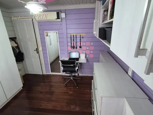 Casa com 456m² 3 quartos e 2 banheiros, à venda, no bairro Atuba em Curitiba