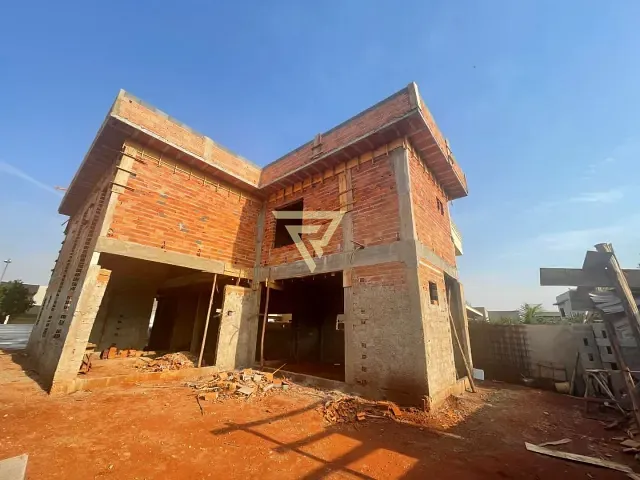 Casa com 354m², à venda, no bairro Vila do Golf em Ribeirão Preto