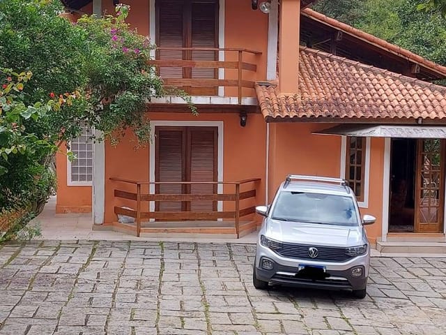 Casa com 2800m², à venda, no bairro Itaipava em Petrópolis