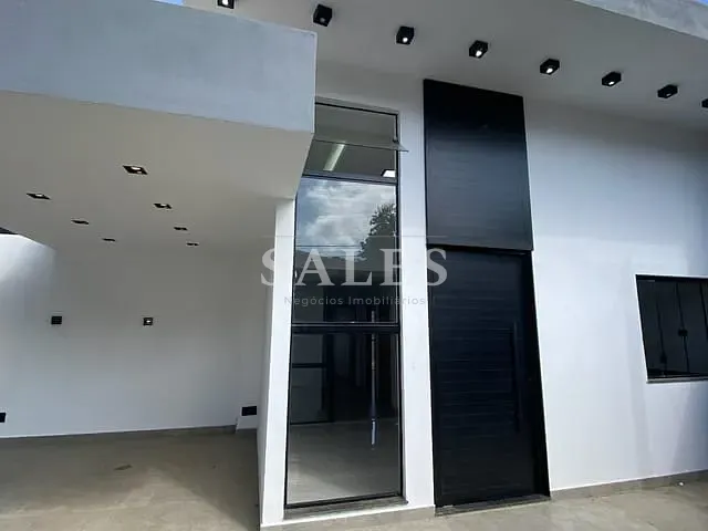 Casa com 360m² 3 quartos e 3 banheiros, à venda, no bairro São Pedro em Juiz de Fora