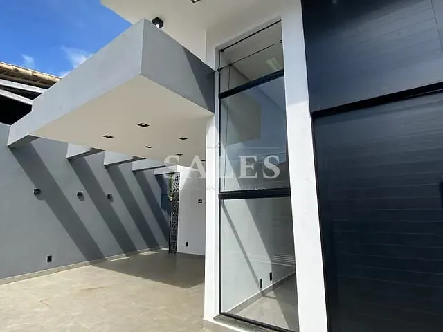 Casa com 360m² 3 quartos e 3 banheiros, à venda, no bairro São Pedro em Juiz de Fora