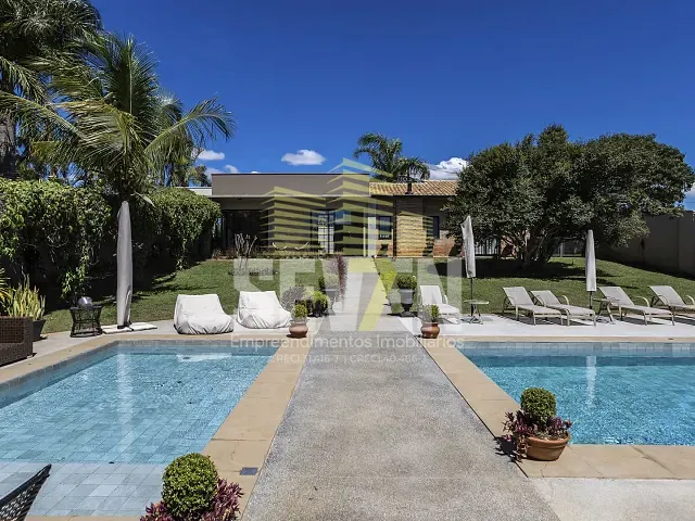 Casa com 2000m² 4 quartos e 6 banheiros, à venda, no bairro Recanto dos Nobres em Agudos