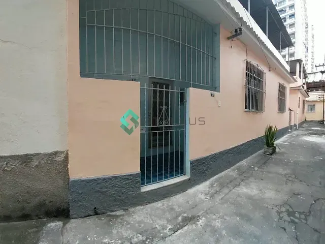 Casa 2 quartos e 1 banheiro, para alugar, no bairro Todos os Santos em Rio de Janeiro