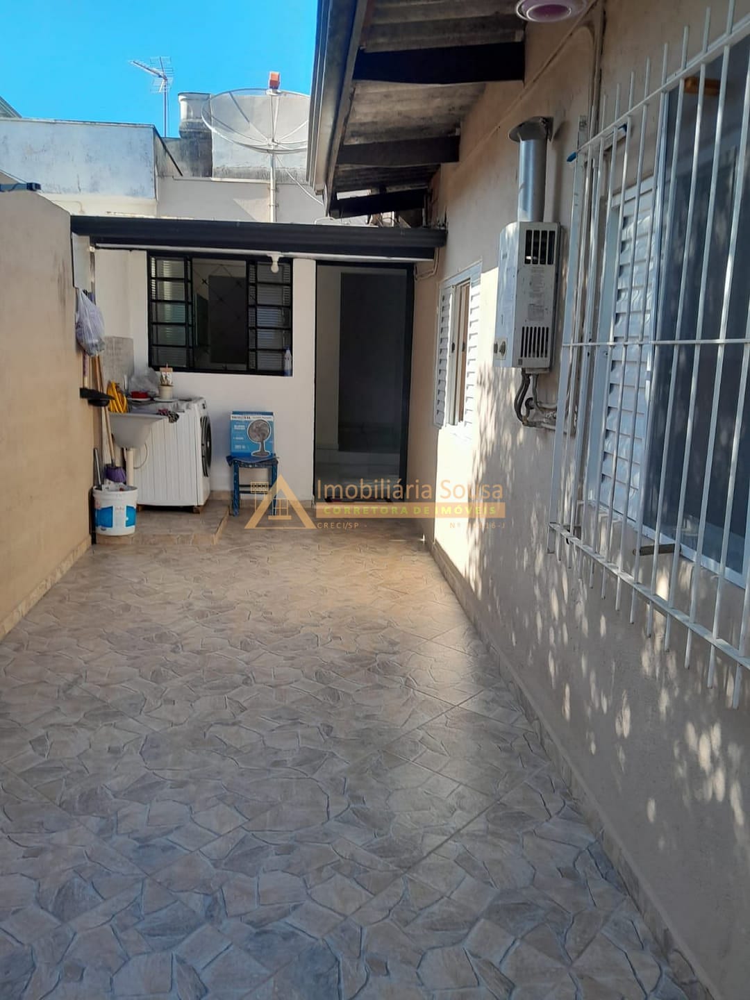 Casa à venda com 3 quartos, 122m² - Foto 11