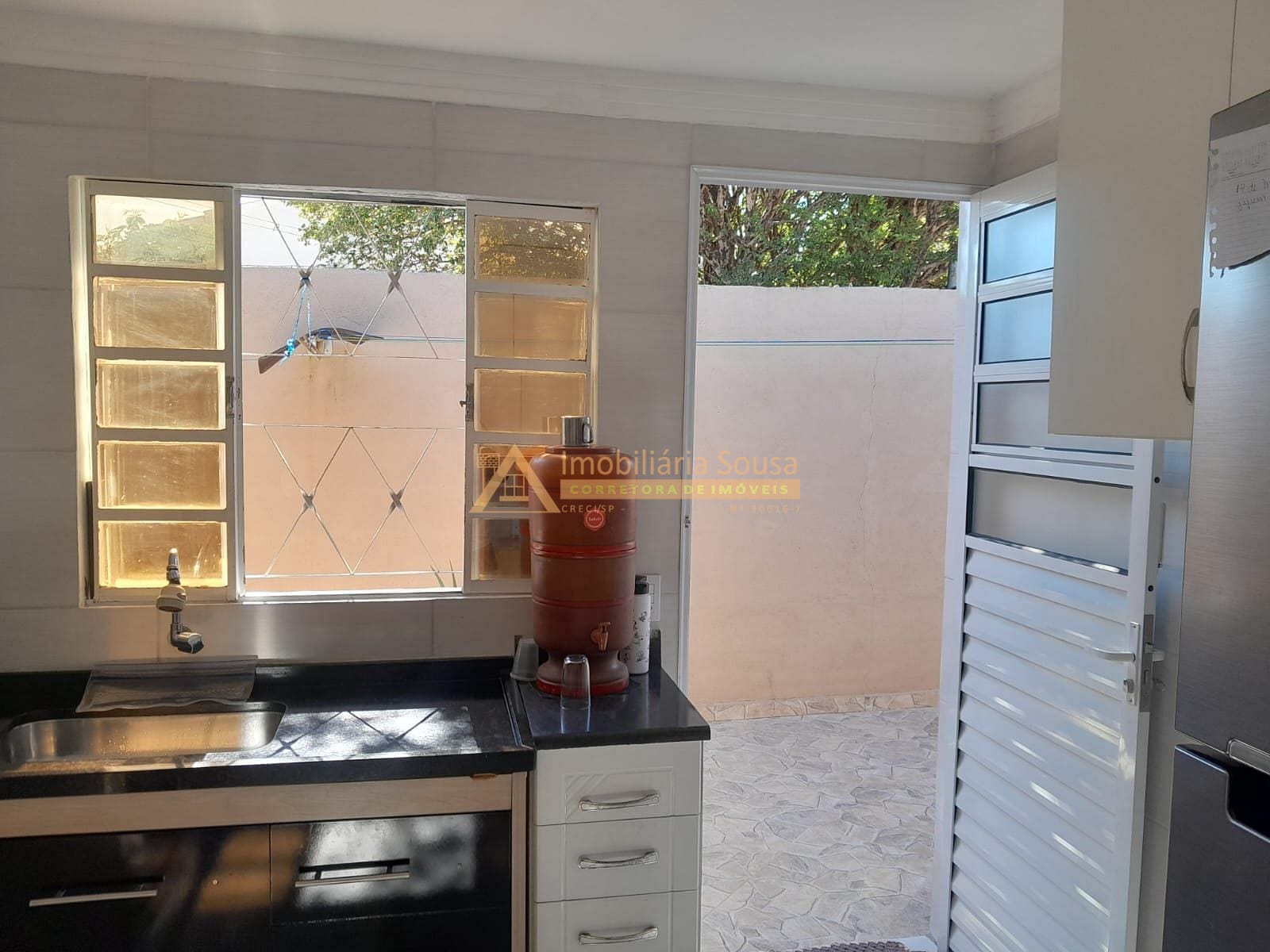 Casa à venda com 3 quartos, 122m² - Foto 18