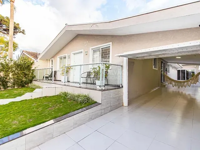 Casa com 221m² 3 quartos e 3 banheiros, à venda, no bairro Boa Vista em Curitiba