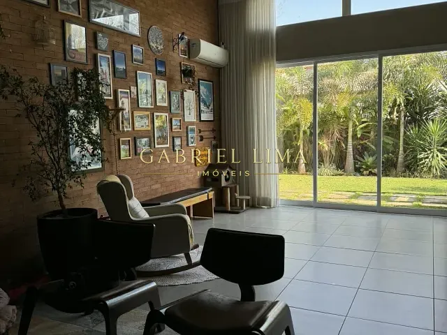 Casa 3 quartos e 2 banheiros, à venda, no bairro Caxambu em Jundiaí