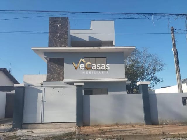 Casa com 200m² 3 quartos e 3 banheiros, à venda, no bairro Mar Y Lago em Rio das Ostras