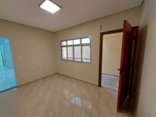 Casa com 150m² 2 quartos e 2 banheiros, à venda, no bairro Parque das Nações em Santo André