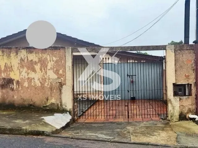 Casa com 504m² 3 quartos e 2 banheiros, à venda, no bairro Thomaz Coelho em Araucária