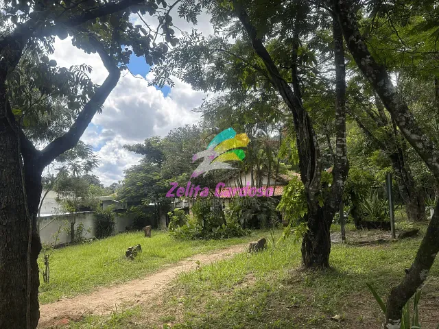 Casa com 2000m² 2 quartos e 2 banheiros, à venda, no bairro Condomínio Vale do Ouro em Ribeirão das Neves