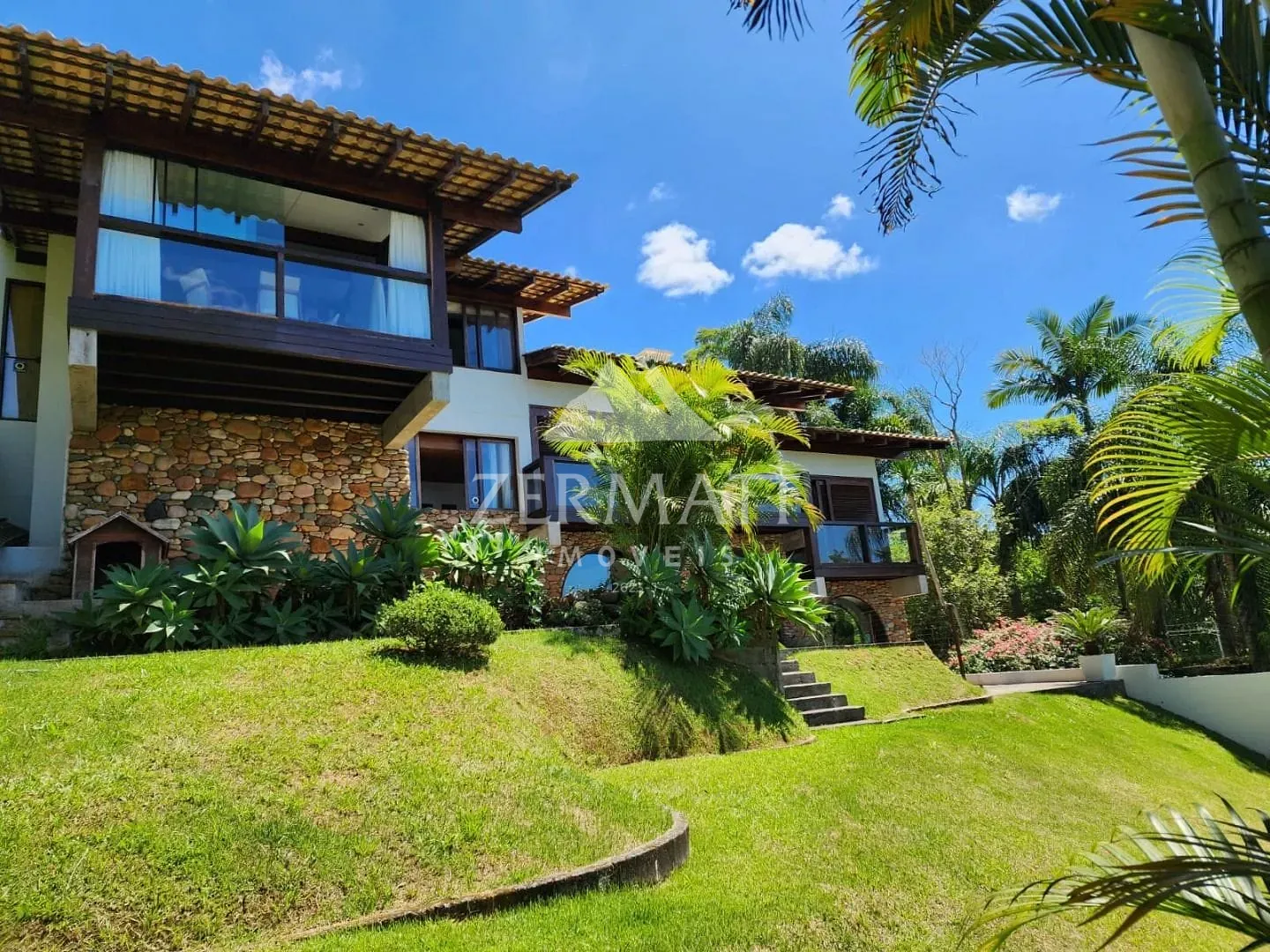 Casa com 4 dormitórios à venda, 272 m - Ponta Aguda - Blumenau/SC