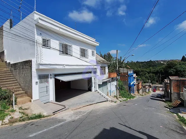 Casa 2 quartos e 5 banheiros, à venda, no bairro Vila São Paulo em Ferraz de Vasconcelos