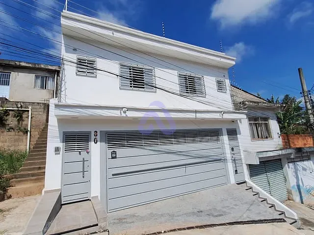 Casa 2 quartos e 5 banheiros, à venda, no bairro Vila São Paulo em Ferraz de Vasconcelos