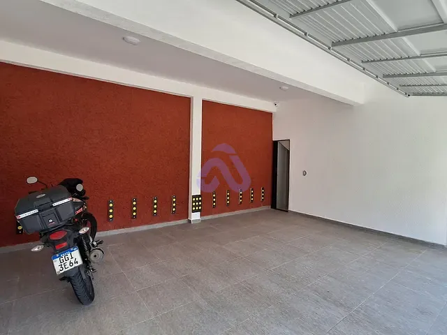 Casa 2 quartos e 5 banheiros, à venda, no bairro Vila São Paulo em Ferraz de Vasconcelos