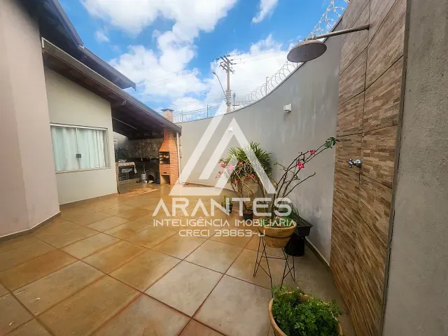 Casa 3 quartos e 2 banheiros, à venda, no bairro Jardim Etemp em Barretos