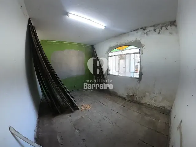 Casa com 360m² 6 quartos e 3 banheiros, à venda, no bairro Araguaia em Belo Horizonte