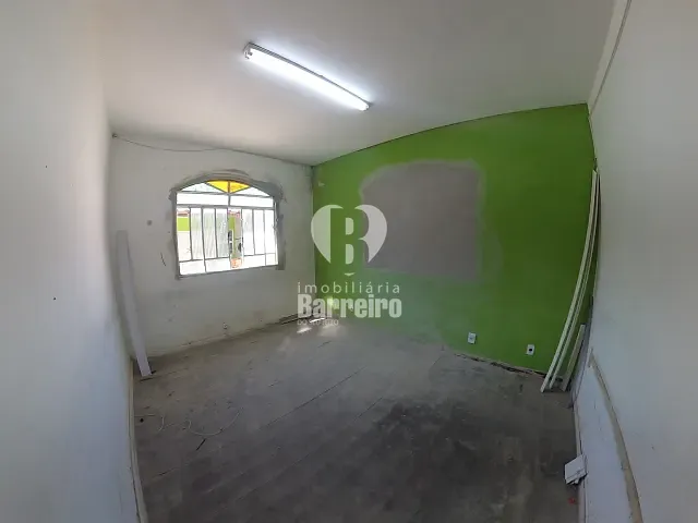 Casa com 360m² 6 quartos e 3 banheiros, à venda, no bairro Araguaia em Belo Horizonte