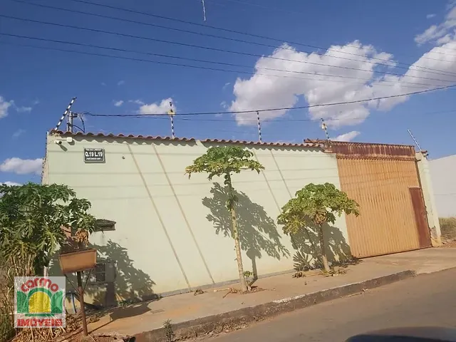 Casa com 360m² 2 quartos e 2 banheiros, à venda, no bairro Privê Lírios do Campo em Anápolis