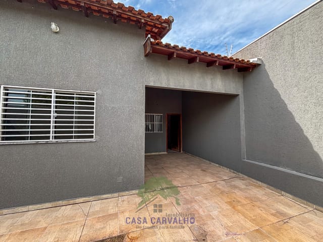 Casa 2 quartos e 2 banheiros, à venda, no bairro Popular Nova em Corumbá