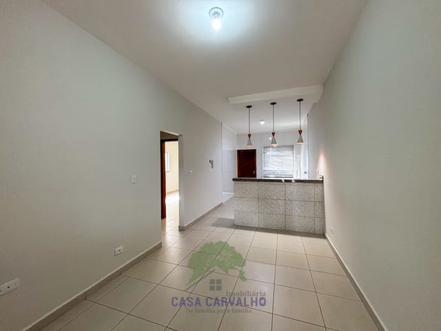 Casa 2 quartos e 2 banheiros, à venda, no bairro Popular Nova em Corumbá