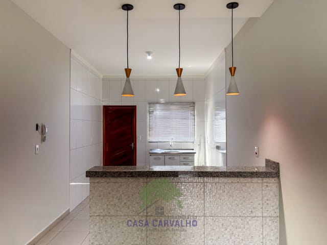 Casa 2 quartos e 2 banheiros, à venda, no bairro Popular Nova em Corumbá