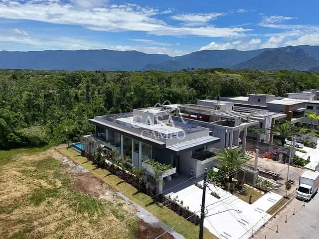 Casa com 600m² 7 quartos e 8 banheiros, à venda, no bairro Riviera em Bertioga