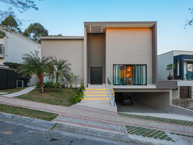 Casa com 468m² 4 quartos e 7 banheiros, à venda, no bairro Cidade Tamboré em Santana de Parnaíba