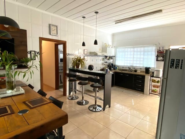 Casa com 200m² 3 quartos e 2 banheiros, à venda, no bairro Jardim Flórida em Franca