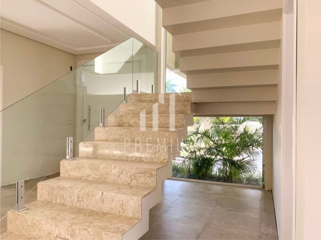 Casa 4 quartos e 6 banheiros, à venda, no bairro ORFÃS em PONTA GROSSA