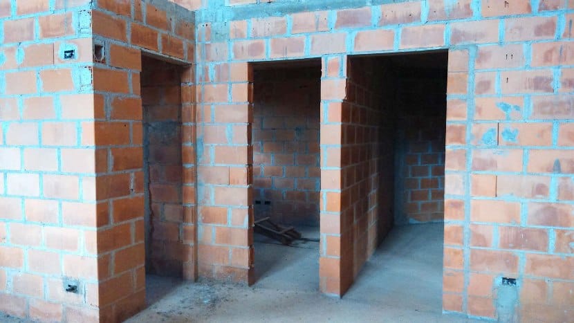 Casa à venda 4 Quartos, 4 Suites, 5 Vagas, 400M², Jardim Mirante, Águas de Lindóia - SP